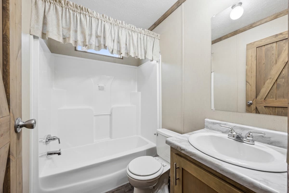 Md-26-32 bathroom home features