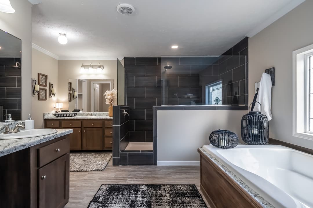Kb-3248 bathroom home features