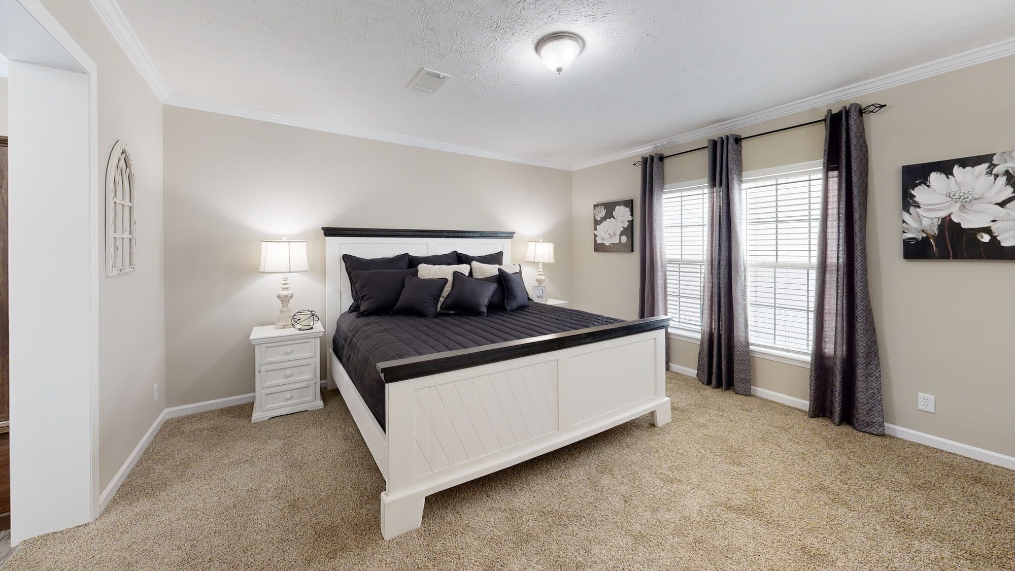 Kb series bedroom home features